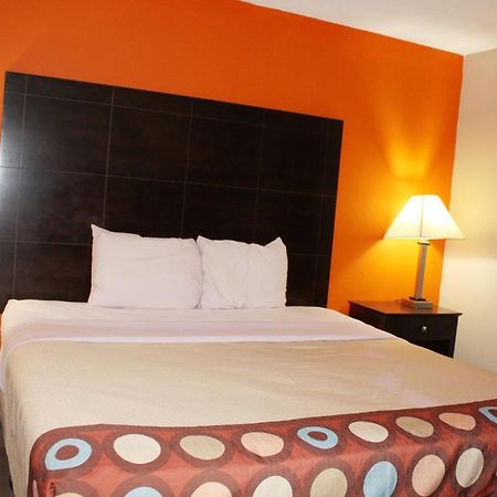Huntington Inn Esterno foto